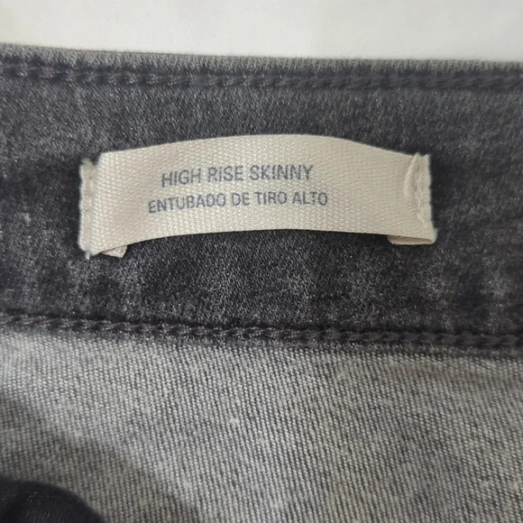 Universal Thread High-Rise Skinny Jeans, Color Gray Wash Size 12S - Picture 14 of 15